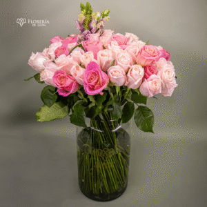 Florero 100 rosas base cristal