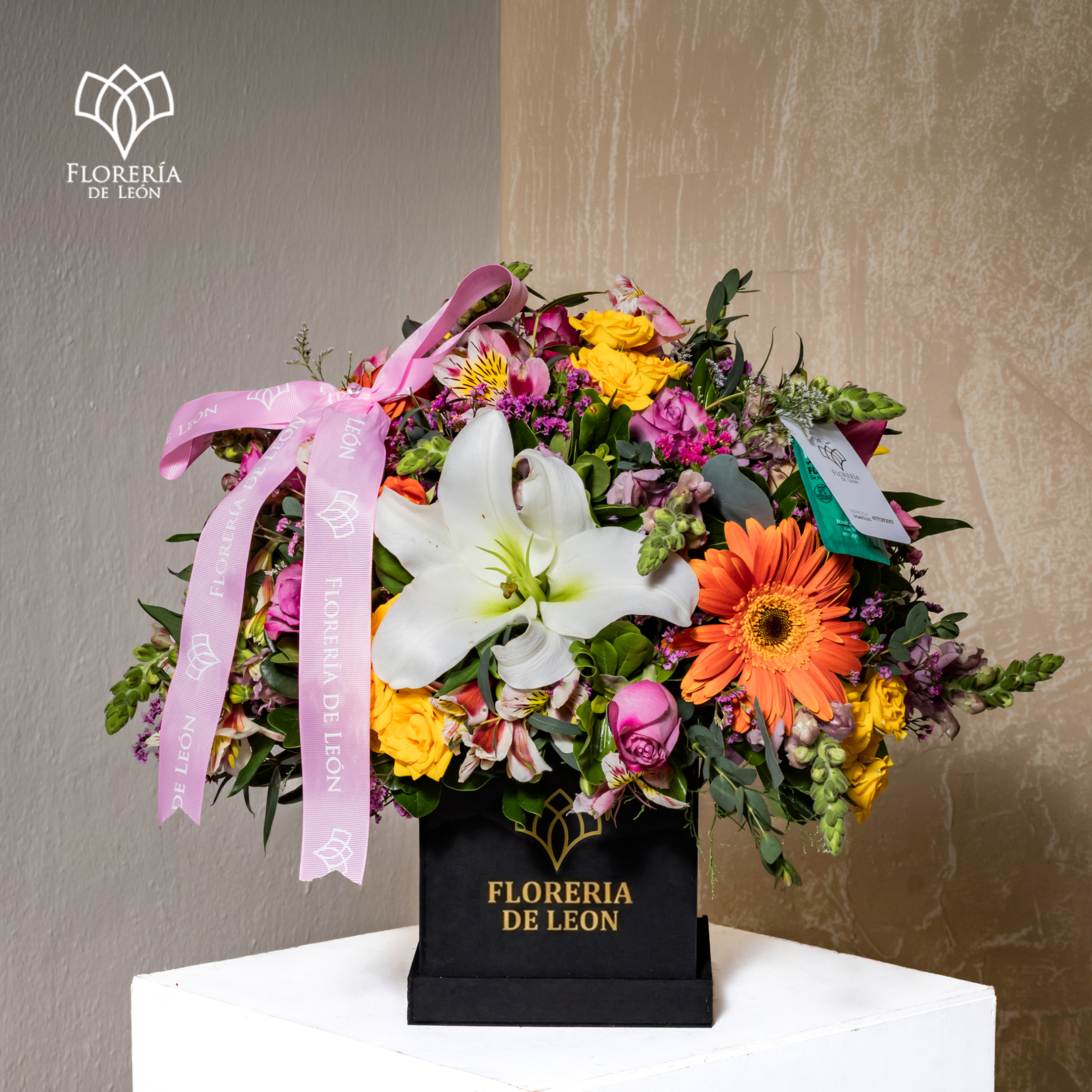 Caja de Flor Variada (Negra)