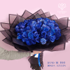 ramo con rosas azules