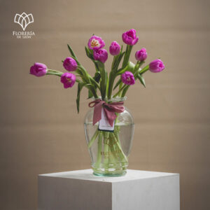 Florero 10 Tulipanes