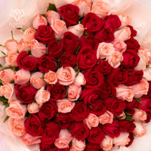 Alternative view of Ramo 100 rosas bicolor