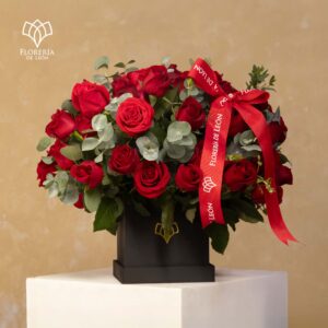 Caja de 50 rosas rojas