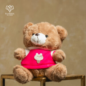 Alternative view of Peluche